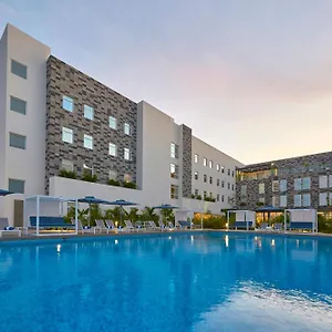Apartahotel Cancún Aeropuerto